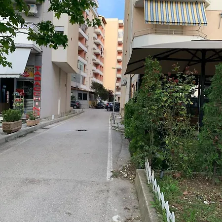 Valona